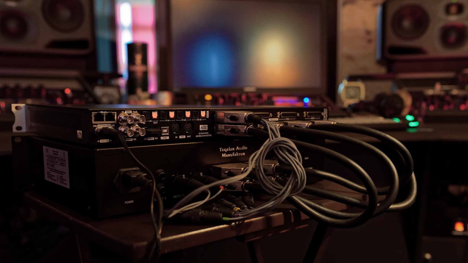 Tegeler-Audio-Tube-Summing-Mixer-3.jpg Tegeler Audio Tube Summing Mixer