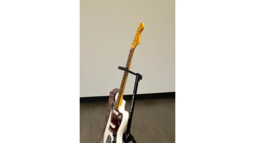 Ultimate-Support-GS-200-Guitar-Stand-with-Locking-Legs-and-Cradle-4.webp Ultimate Support GS-200+ Guitar Stand with Locking Legs and Cradle