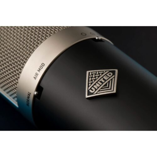 United Studio Technologies UT Tube67 Large Diaphragm Tube Condenser Microphone United Studio Technologies UT Tube67 Large Diaphragm Tube Condenser Microphone