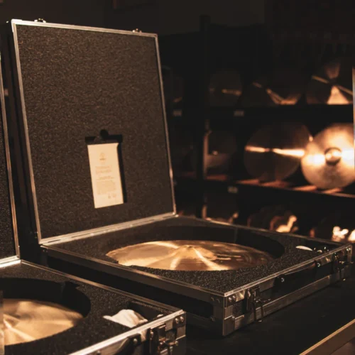 Zildjian-A40020-A-Family-20-Limited-Edition-400th-Anniversary-Vault-Ride-8.webp Zildjian A40020 A Family 20" Limited Edition 400th Anniversary Vault Ride