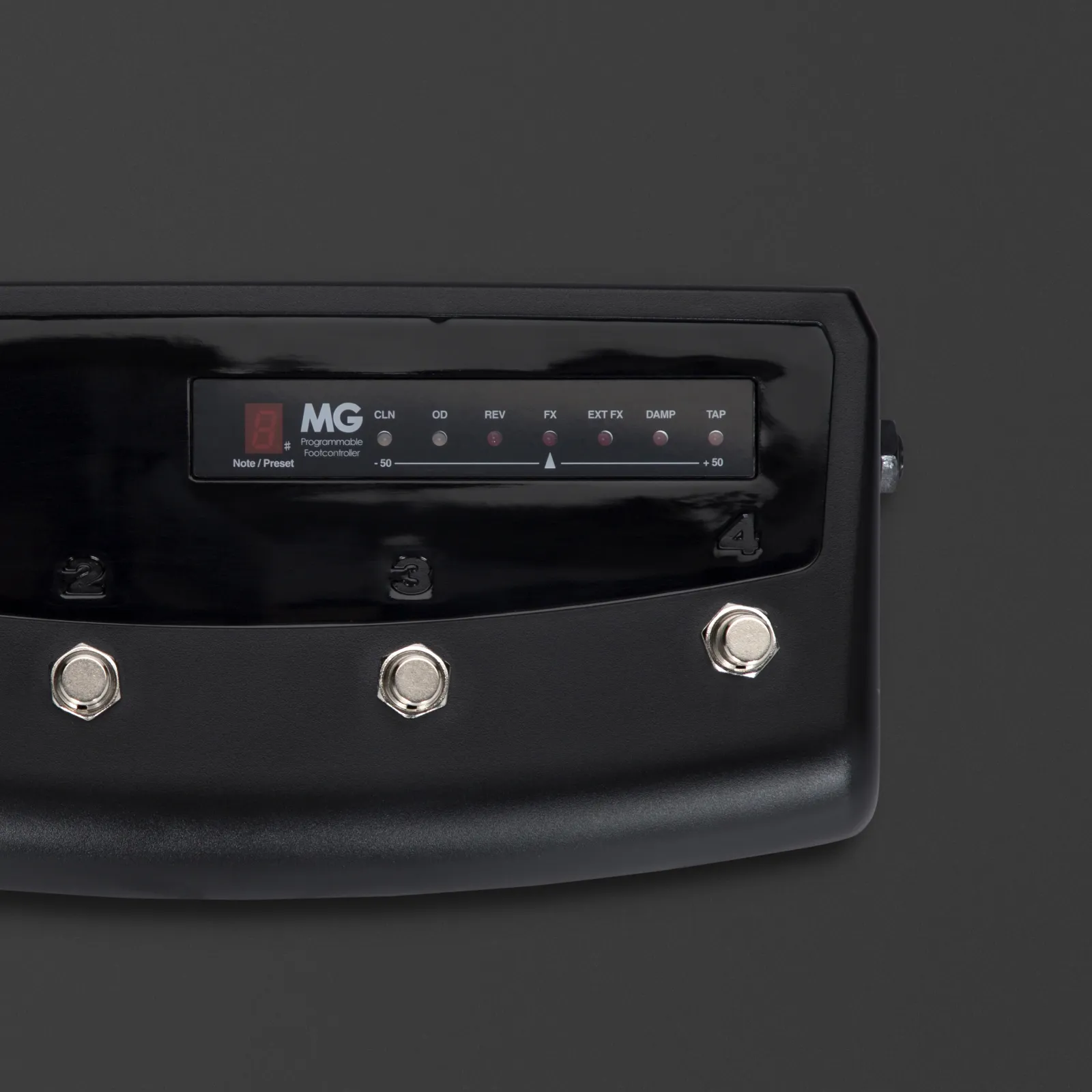 Marshall PEDL-90008 Footswitch is designed for the MG amp series