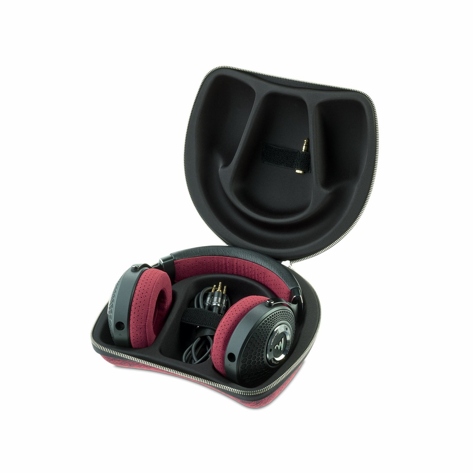 clearmgpro_case_ouverte-1.jpg Focal Clear MG Professional Open-Back Headphones