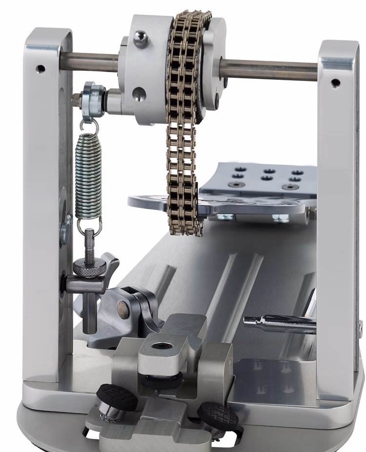 DW MFG Series Machined Chain Drive Single Pedal w/ Bag DW MFG Series Machined Chain Drive Single Pedal w/ Bag