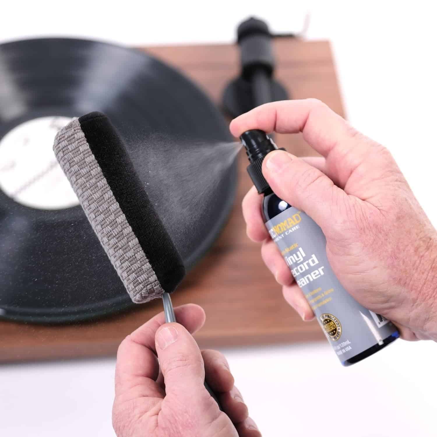 Music Nomad MN890 6 'n 1 Vinyl Record Cleaning & Care Kit
