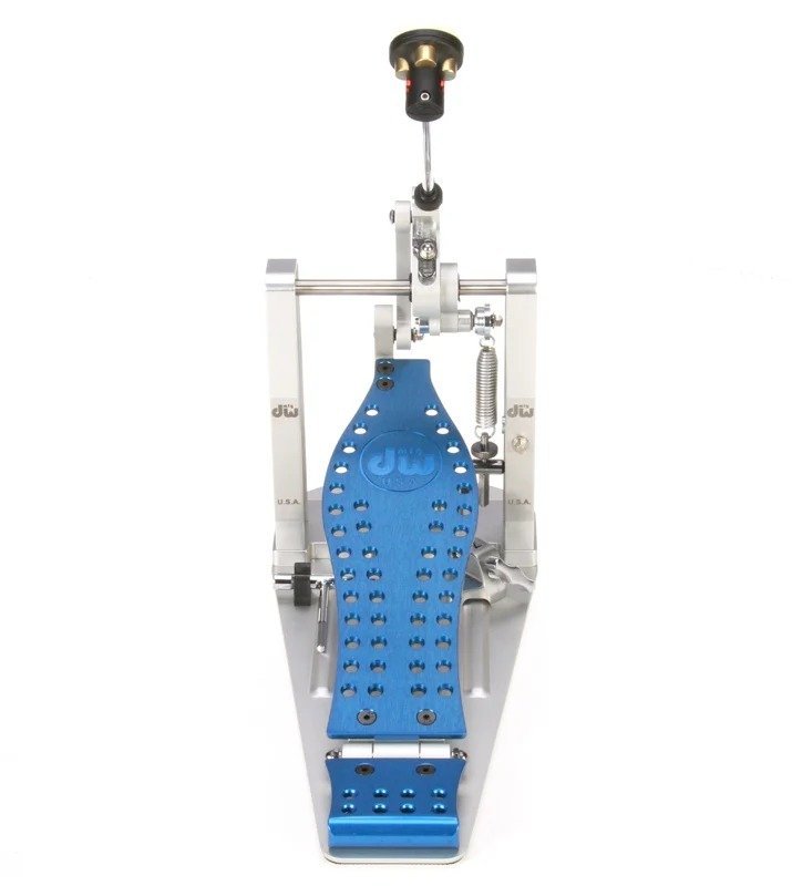 DW MFG Series Machined Direct Drive Single Pedal w/ Bag, Blue Edition