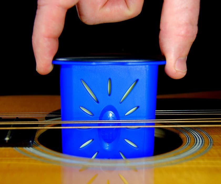 Music Nomad MN300 Acoustic Soundhole Humidifier
