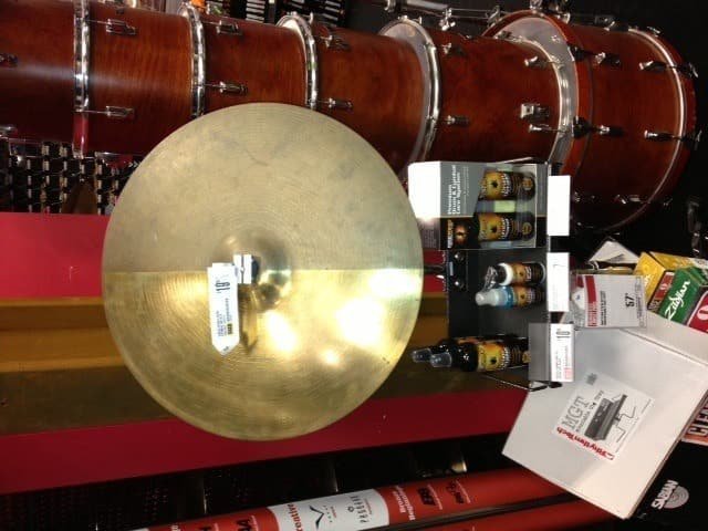imgi_67_Cymbal_Cleaner_Display-2.jpg Music Nomad MN111 Cymbal Cleaner