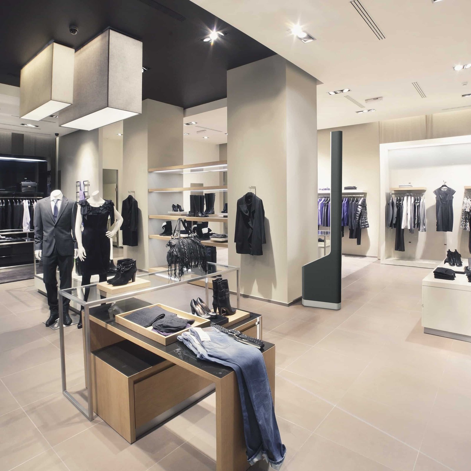 LD System MAUI P900 W Powered Column PA System by Porsche Design Studio in Cocoon White