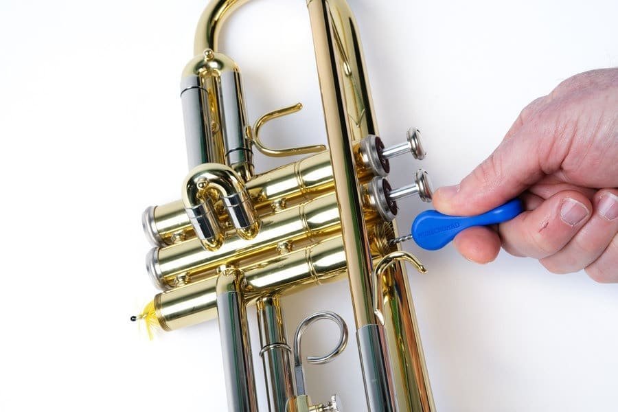 imgi_84_03142022_MusicNomad-8183-1.jpg Music Nomad MN765 Premium Trumpet 3 Piece Brush Set