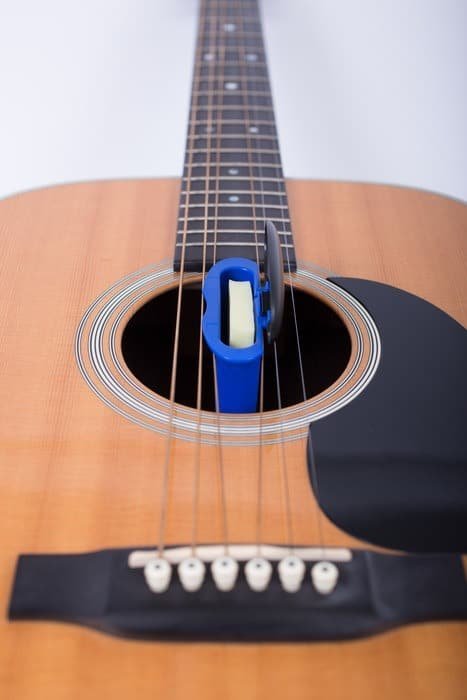 Music Nomad MN300 Acoustic Soundhole Humidifier Music Nomad MN300 Acoustic Soundhole Humidifier