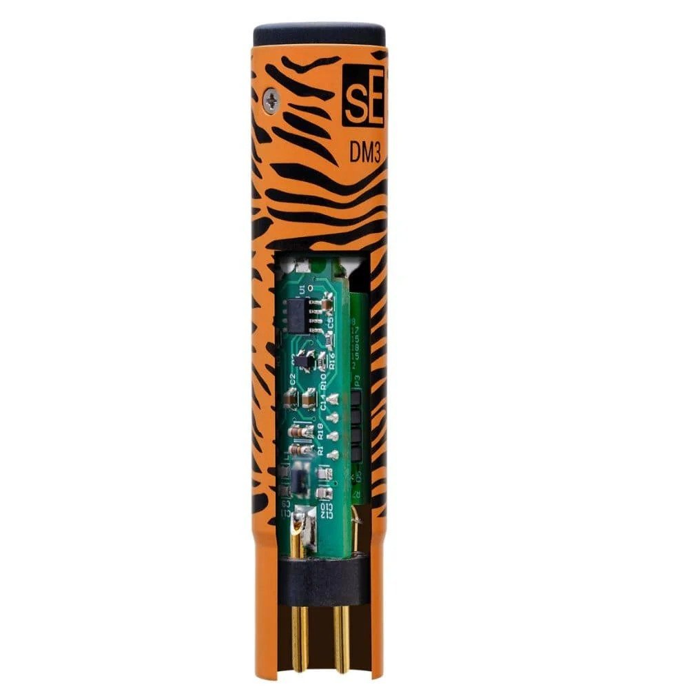 sE-Electronics-DM3-Dynamite-Active-DI-2.jpg sE Electronics DM3 Dynamite Active DI