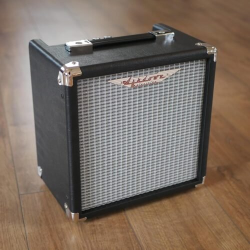 Ashdown Studio JNR 15-watt 1 x 8-inch Bass Combo Amplifier5 Ashdown Studio JNR 15-watt 1 x 8-inch Bass Combo Amplifier