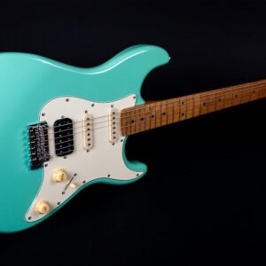 6a704a4a49878e7a23210061543d3991e3fb1b3955c9016d44922.jpg JS400 SFG Strat Guitar, HSS Alnico pickups, solid basswood body, 22 frets roasted maple neck, 2 point tremolo