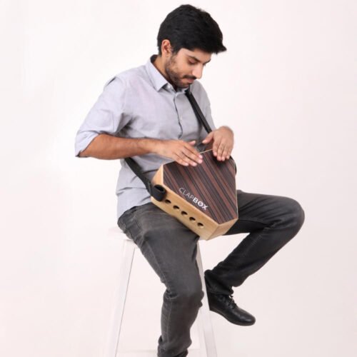 6a71a5119cc631eed9464c8a97af4bbe4c8c31e4675afd8344b04.jpg Clapbox Travel Cajon with Stand – Rubber Wood & Carry Bag