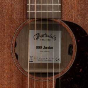 Martin 000 Jr E Sapele Electro Acoustic Guitar 11Y25000JRE - Medium Cherry Satin
