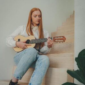 Yamaha GL1 Guitalele Micro Guitar - Natural
