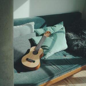 Yamaha GL1 Guitalele Micro Guitar - Natural