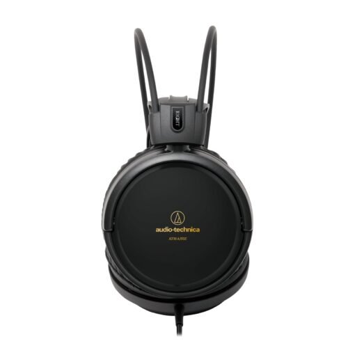 Audio-Technica ATH-A550Z - earcup view Audio-Technica ATH-A550Z Art Monitor Dynamic Headphones