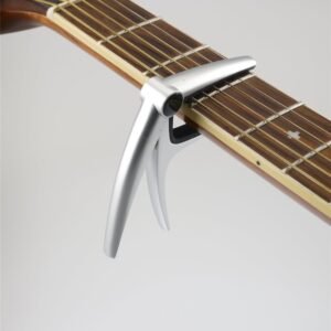 König & Meyer 30900 Guitar Capo - close-up detail 2 Konig & Meyer 30900-000-02 Guitar Capo, Chrome