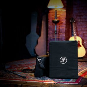 Mackie SRM-Flex - included carry bag and protective cover Mackie SRM-FLEX Portable 1300W Column PA System