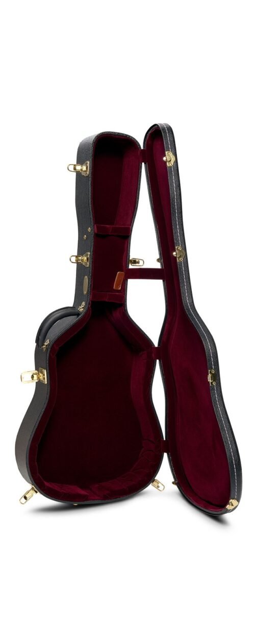 Martin D-18 Modern Deluxe - hardshell case open Martin D-18E Modern Deluxe Electro Acoustic Guitar - Natural