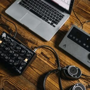 Moog Minitaur - in a desktop studio setup Moog MiniTaur Rev.2.0 Synthesizer