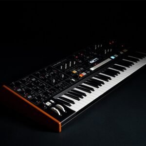 Moog Muse 8-voice Bitimbral Polyphonic Analog Synthesizer