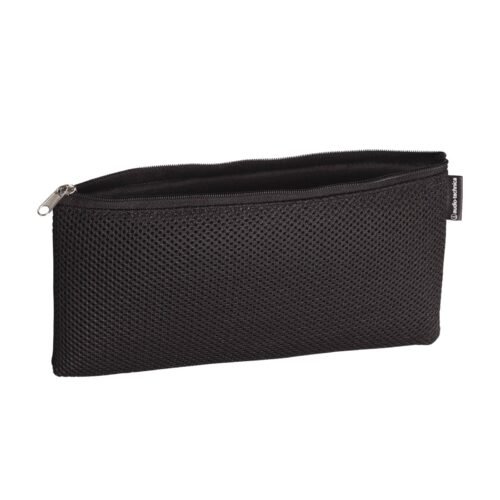 Audio-Technica PRO 35 - included soft protective pouch Audio-Technica PRO 35 - included soft protective pouch