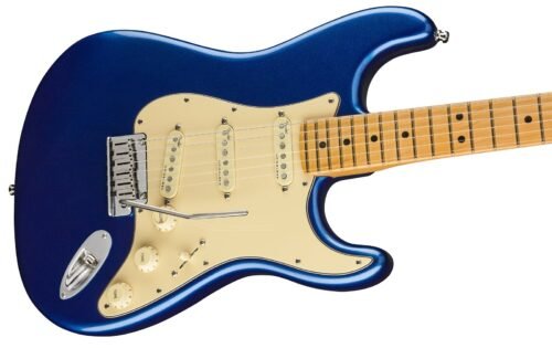 Fender American Ultra Stratocaster Cobra Blue - body angle