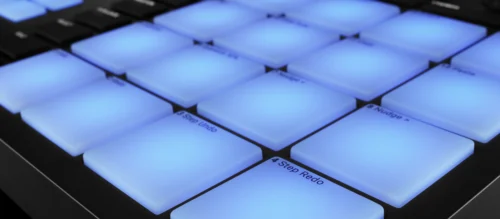 Native Instruments Maschine MK3 - pads close-up