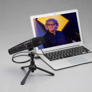 Zoom M4 MicTrak - product view Zoom M4 MicTrak 4-Track Filed and Music Recorder